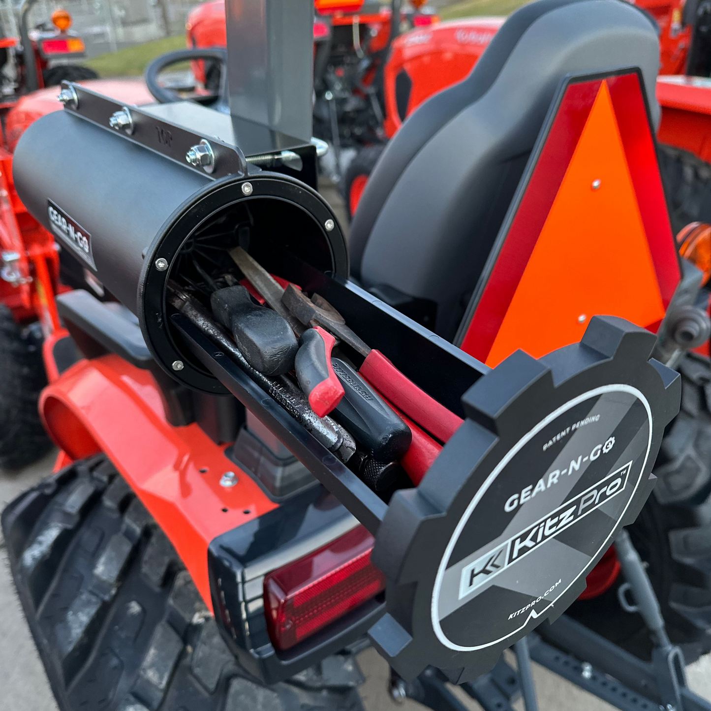 Sub-Compact/Compact Tractors with up to 3-1/2" Wide Mounting Location